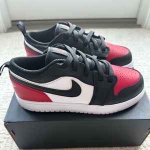Jordan 1 Low Alt - size 2.5